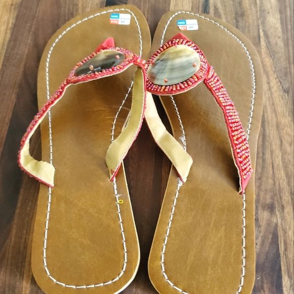 Bali beaded shell sandals - Picture 5 of 7